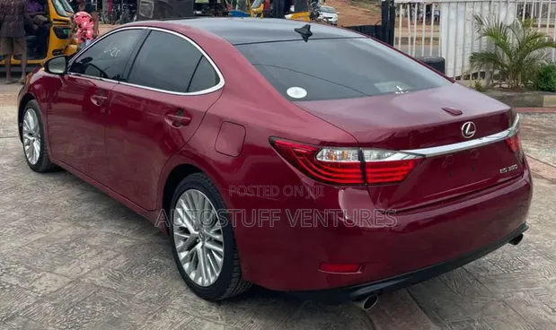 2013 Lexus ES 350 FWD Red - 1