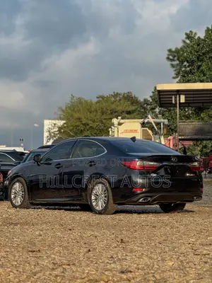 Lexus ES 350 2016 Baki - An Yi Amfani Dashi A Ƙasashen Waje