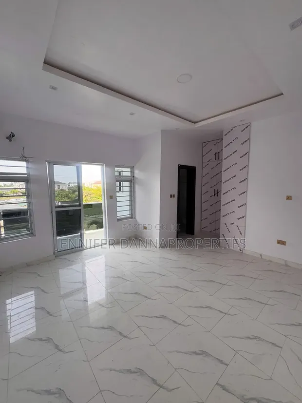 4-Bedroom Duplex for Sale in Citadel Views Estate, Ogombo - 1