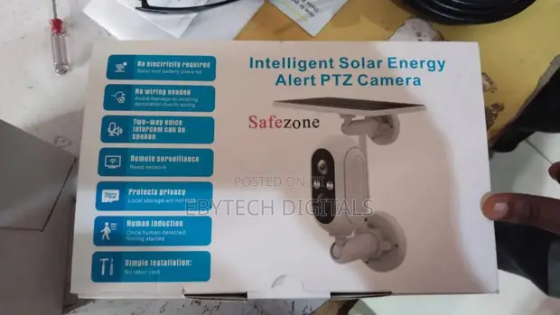 Ubox Intelligent Solar PTZ Camera - 1