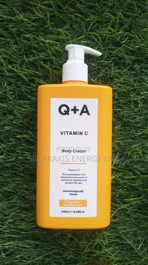 Q+A Vitamin C Body Cream