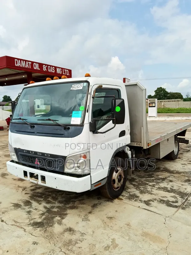 Mitsubishi Fuso Low-Bed Truck - Direct Foreign Used - 1