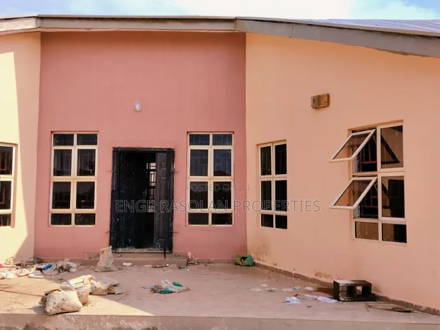 Furnished 2-Bedroom Apartment for Rent in Majasurawa, Ilorin South - 1