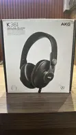 AKG K361 Professional Studio Headphones - 2