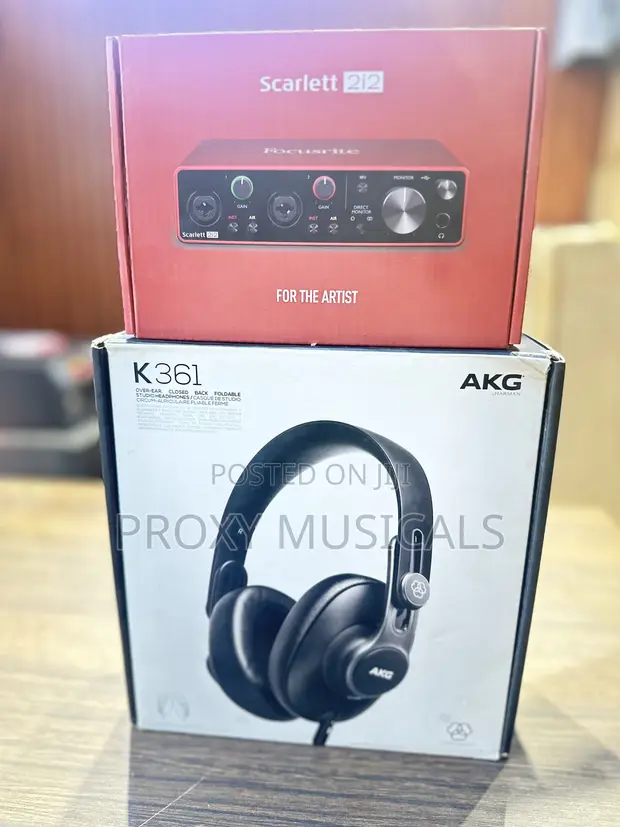 Focusrite Scarlett 2i2 3rd Gen Audio Interface & AKG K361 Headphones - 1