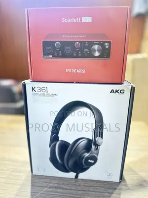 Focusrite Scarlett 2i2 3rd Gen Audio Interface & AKG K361 Headphones