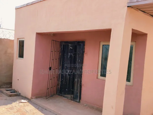 Furnished 1-Bedroom Apartment for Rent in Majasurawa, Ilorin South - 1