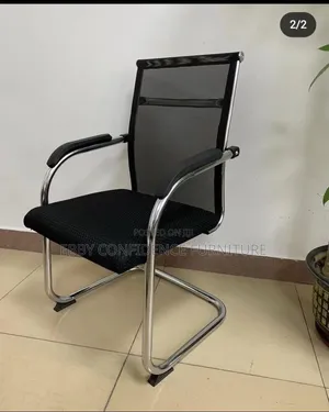 Sauƙaƙƙiyar Kursiyin Baƙi na Ofis da aka yi da Raga