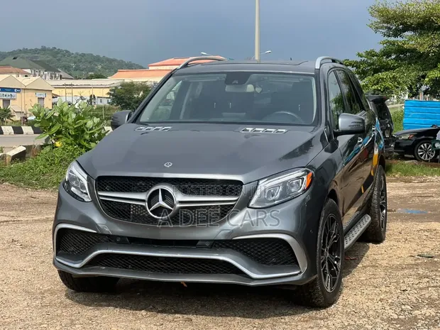 Mercedes-Benz GLE-Class 2018 Gray - 1