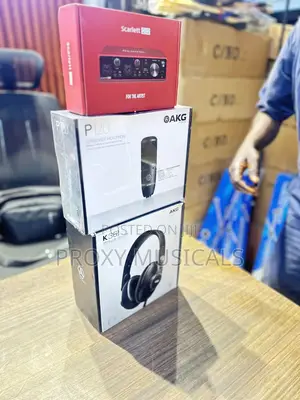 Focusrite Scarlett 2i2, AKG P120, AKG K361 Recording Bundle