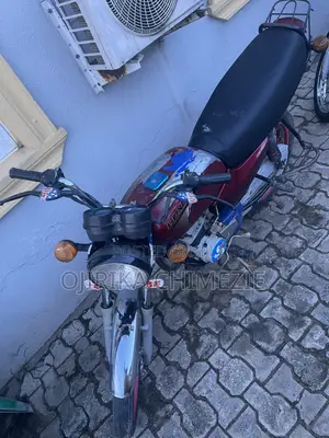 Bajaj Boxer 2020 Red