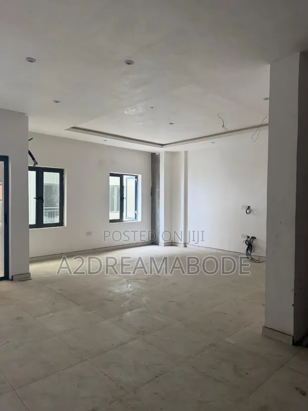 4 Bedroom Duplex don haya a Ikeja, Alausa - 1