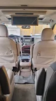 Toyota Sienna Limited FWD 7-Passenger 2013 Silver - 4