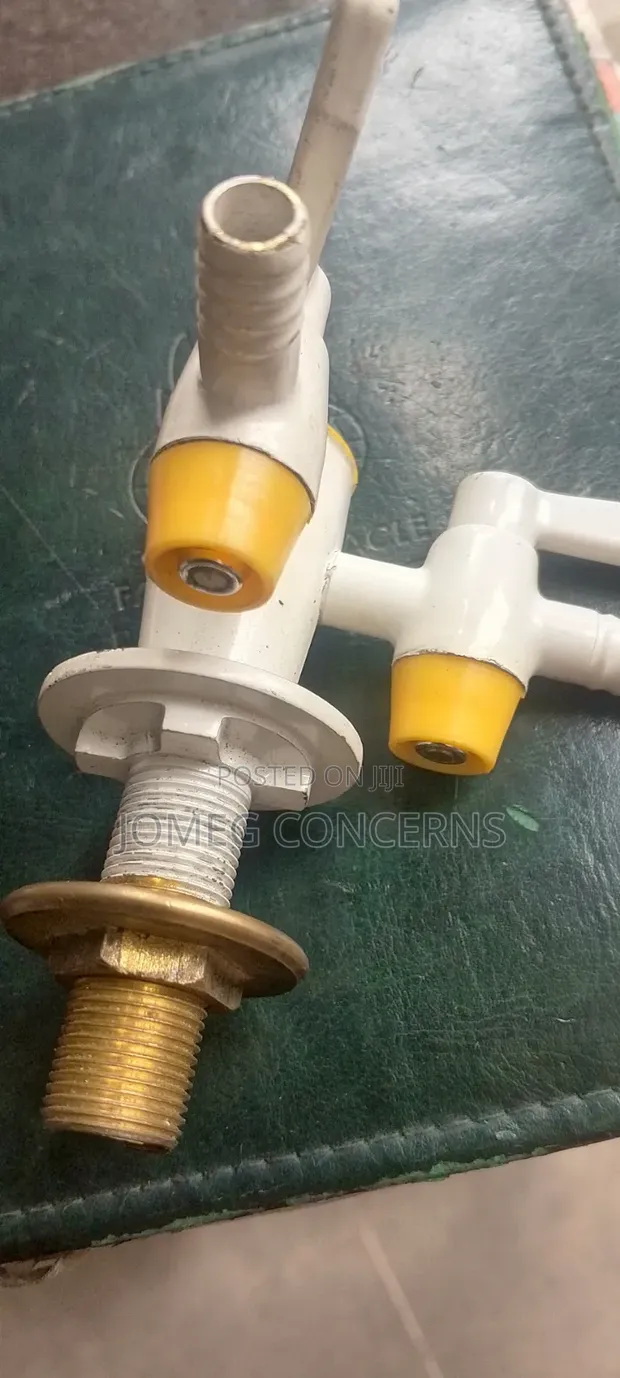 2-Way Laboratory Gas Tap (Brass) - 1