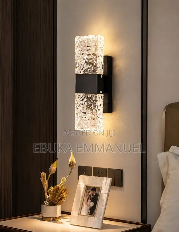 Wall Lamp - Black - 1