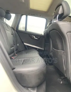Mercedes-Benz GLK-Class 350 4MATIC 2011