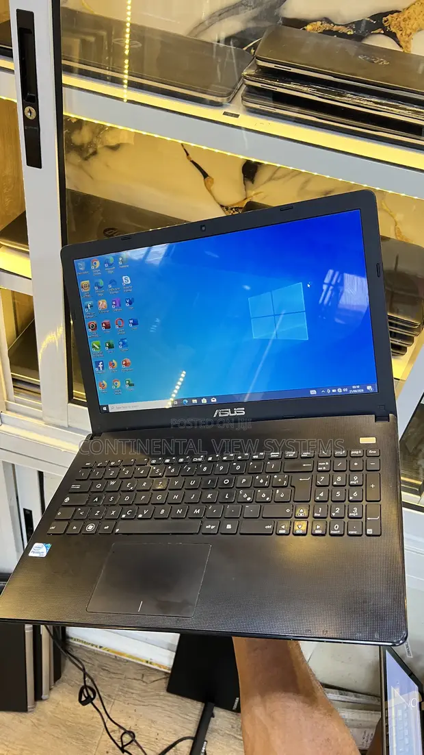 Asus X501A Laptop 2GB RAM, 160GB HDD - 1