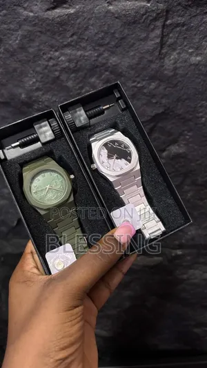 Valenzo Wristwatch - Brand New