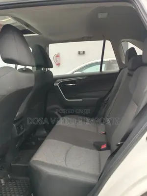 2023 Toyota RAV4 XLE AWD