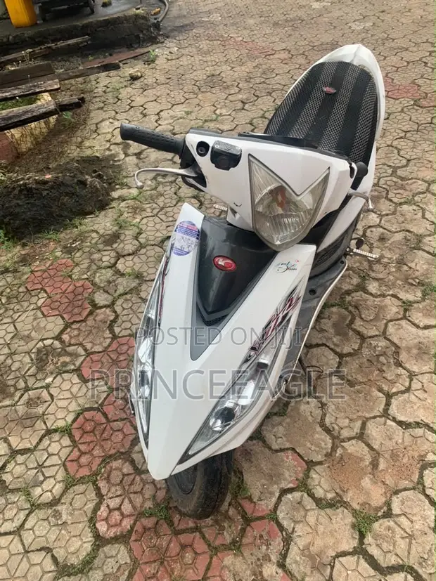 Kymco Xciting 2022 Scooter - 1