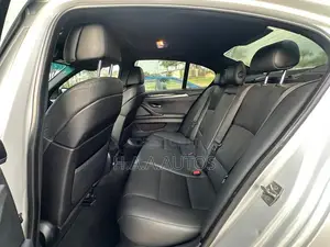 BMW 528i 2012 Silver