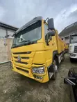 Sinotruk HOWO 371 Tipper Truck 8x4 Axel - 3