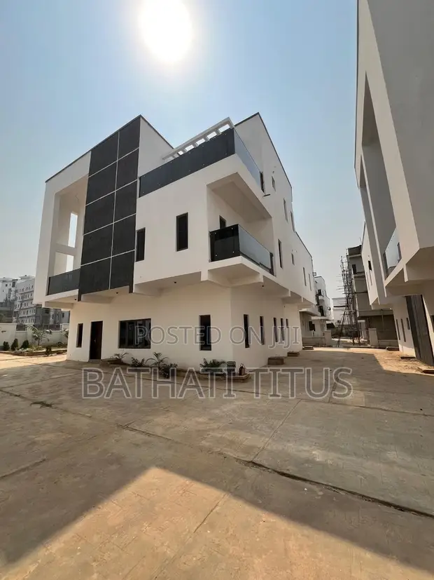4 Bedroom Fully Detached Duplex da BQ a Mabushi - 1