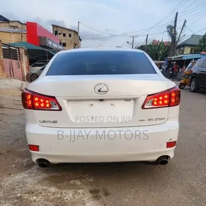 2010 Lexus IS 250 AWD Automatic Sedan - Fari