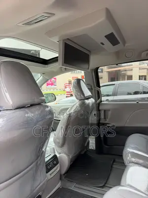 2019 Toyota Sienna XLE Premium