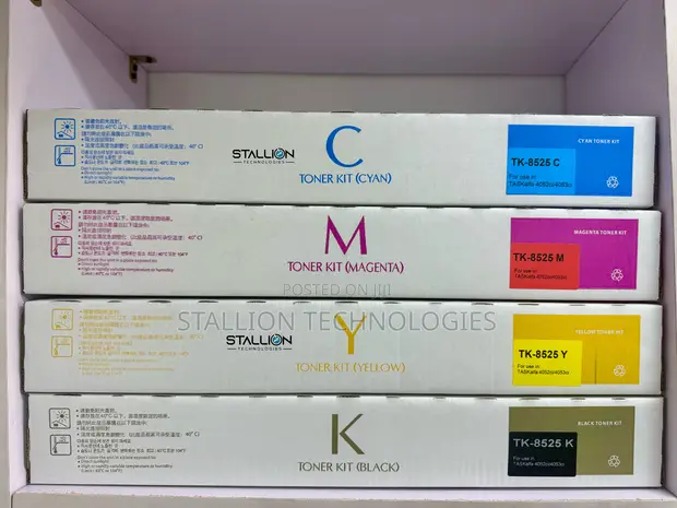 Kyocera TK-8525 Toner Cartridge Set - 1