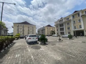 Gidan Kwana Mai Dakuna 3 da Aka Shirya a Chevron, Lekki