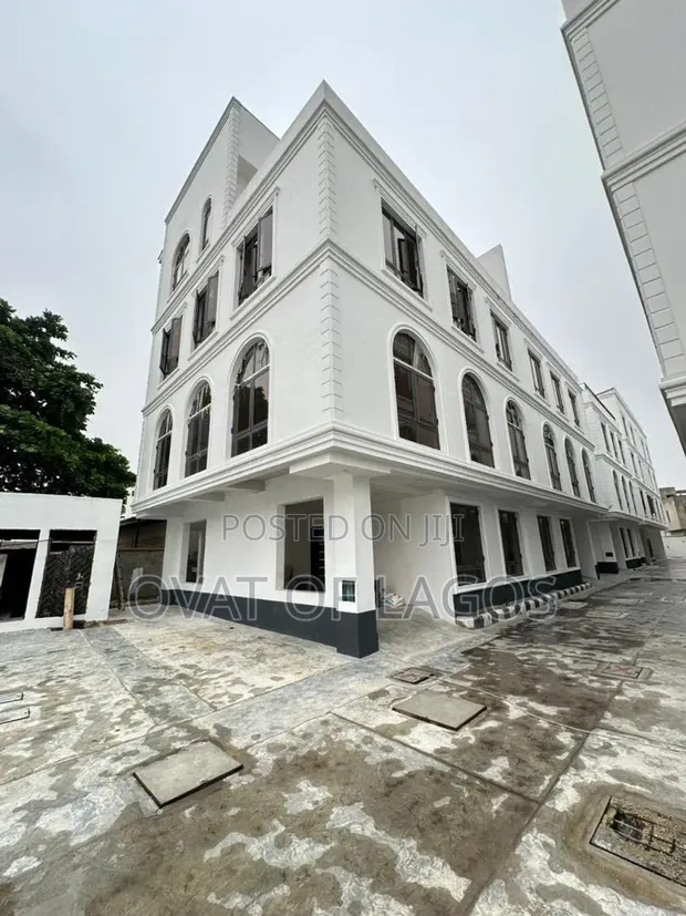 4 Bedroom Duplex with BQ in Old Ikoyi for Sale - 1