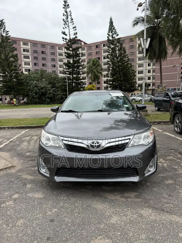 2014 Toyota Camry LE - Foreign Used, Gray - 1