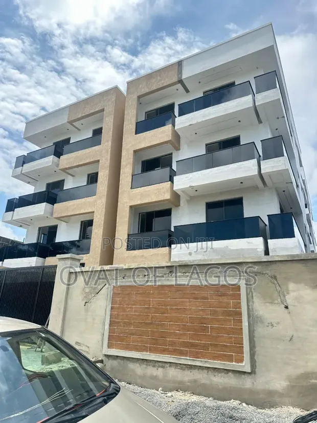2 Bedroom Apartment with BQ, Elevator & Pool in Lekki Phase 1 - 1