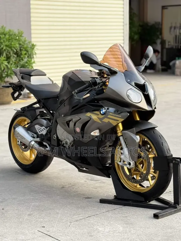 BMW S 1000 RR 2011 Sport Bike - 1