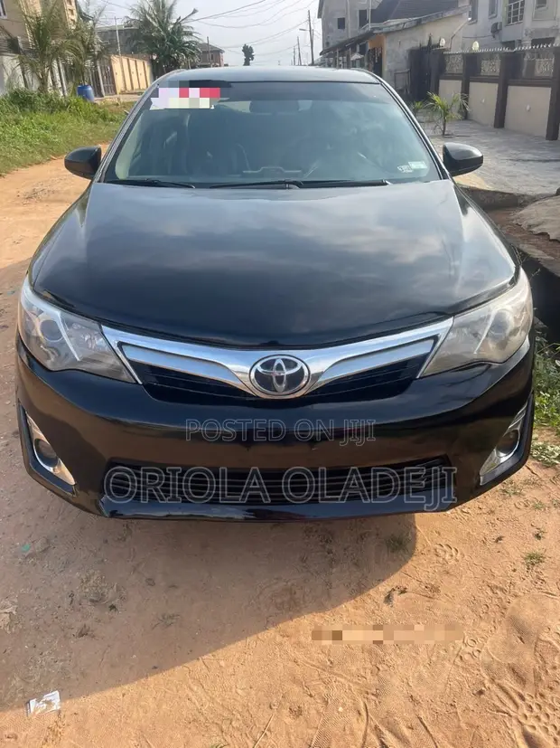 Toyota Camry 2013 Black - 1