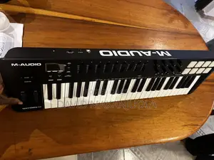 M-Audio Oxygen 49 MIDI Keyboard - Good Condition
