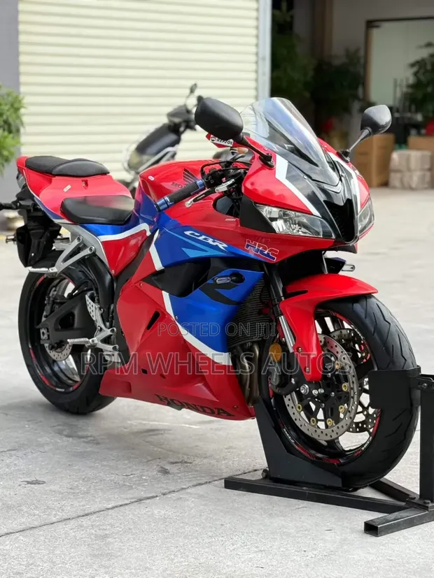Honda CBR 600RR 2012 Red - 1