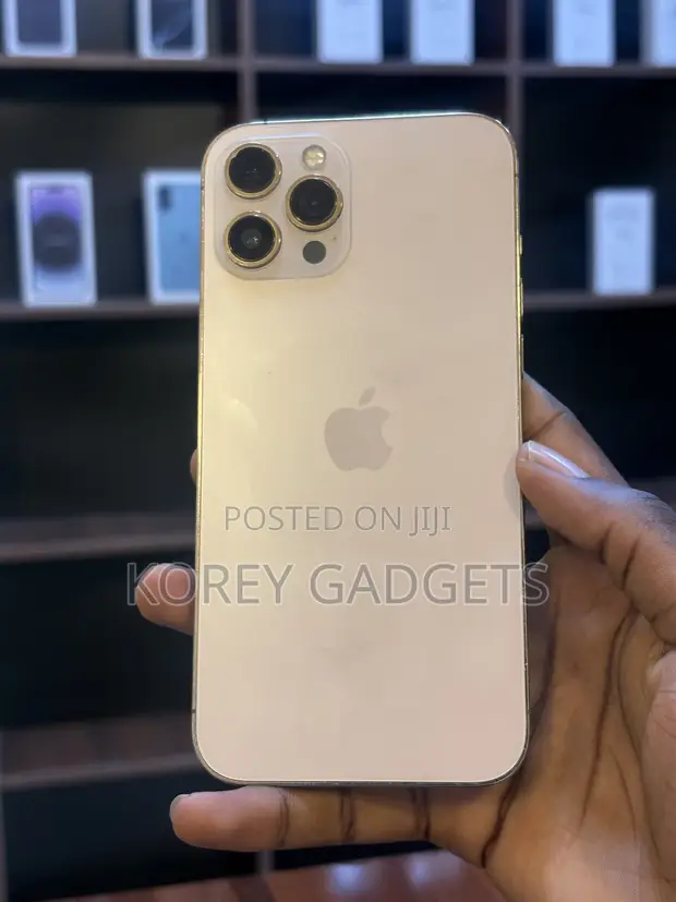 Apple iPhone 12 Pro Max 128GB Zinariya - 1