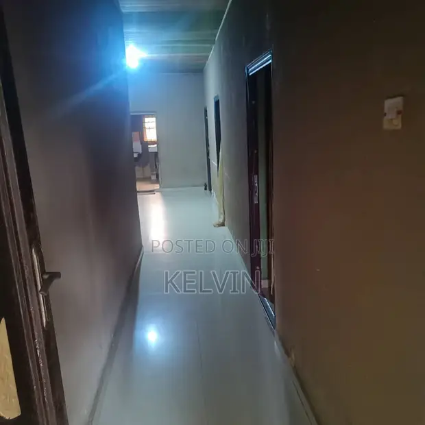 Furnished 4-Bedroom Bungalow in Mbaji Close, Osisioma Ngwa - 1