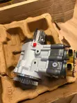 CAT Sabon Fuel Rail Pump - 511-7975 - 4