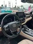 2021 Toyota Highlander XLE Red - 2