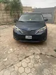 2011 Toyota Sienna LE 7-Passenger Mobility Minivan - 1