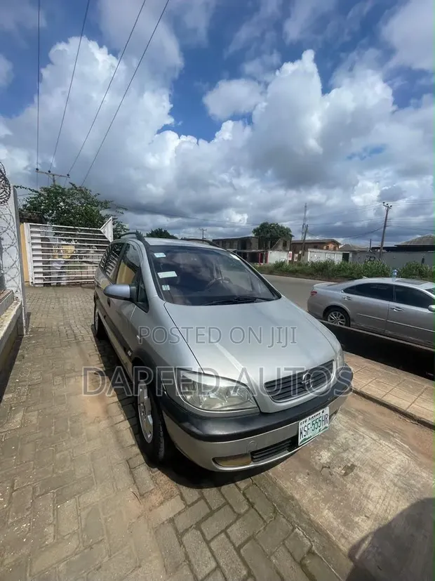 Opel Zafira 2002 Blue - 1