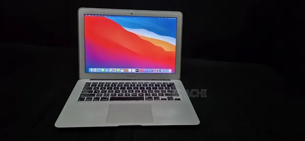 Apple MacBook Air 2014 11-inch 4GB RAM 256GB SSD - 1