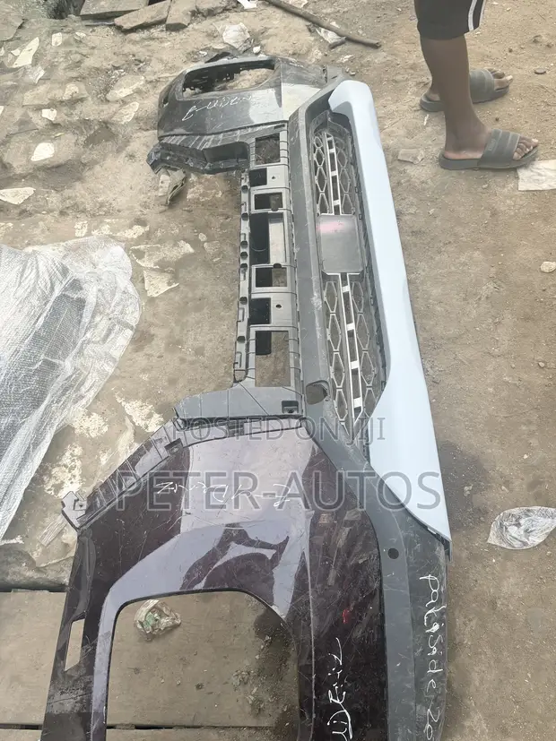 Used Kia Telluride 2020 Front Bumper - 1