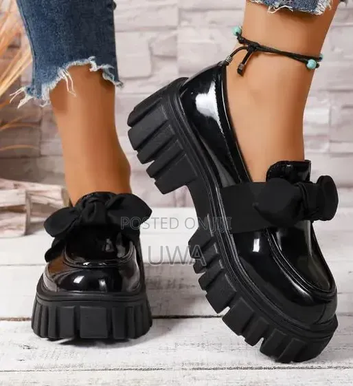 Stylish Bow Knot Patent Leather Chunky Lug-Sole Slip-on Shoes - 1