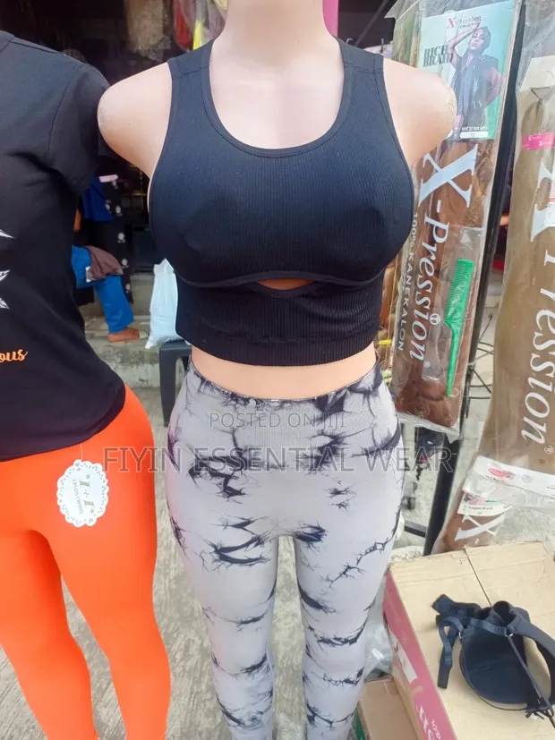 Women's Ribbed Sport Bra - 1