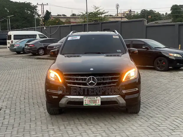 2014 Mercedes-Benz ML350 BlueTEC Black - 1