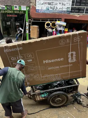 Hisense 85-inch QLED 4K Smart TV na Asali